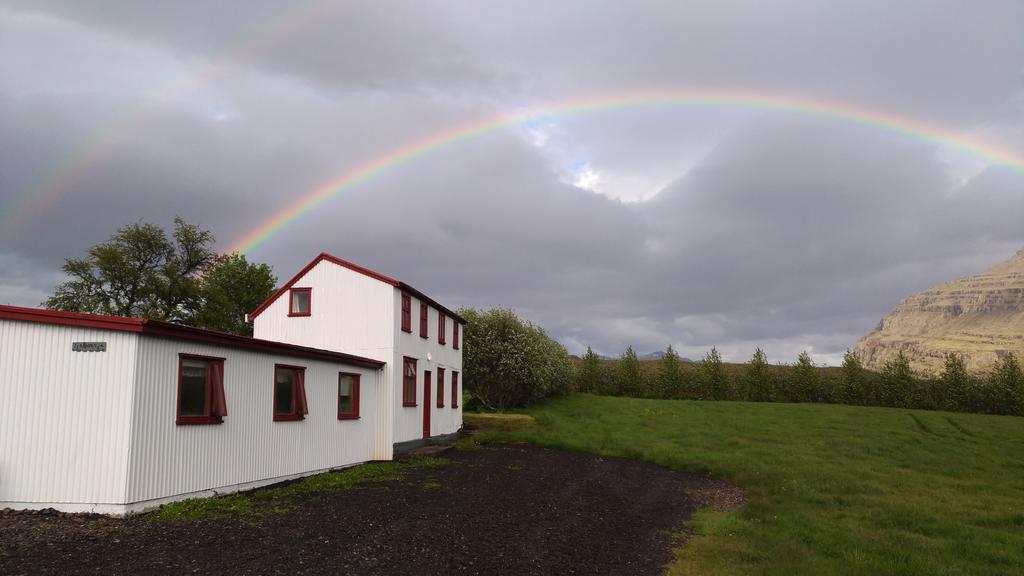 Fossardalur Guesthouse Djúpivogur Екстериор снимка